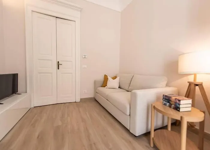 Appartamento Centro Citta - Bilocale Comodo A Tutto! *